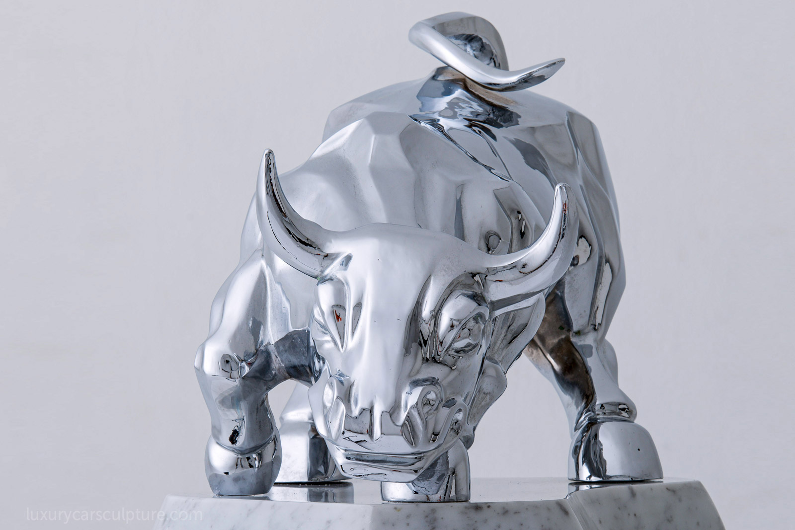 High-Quality Charging Bull Statue Replica