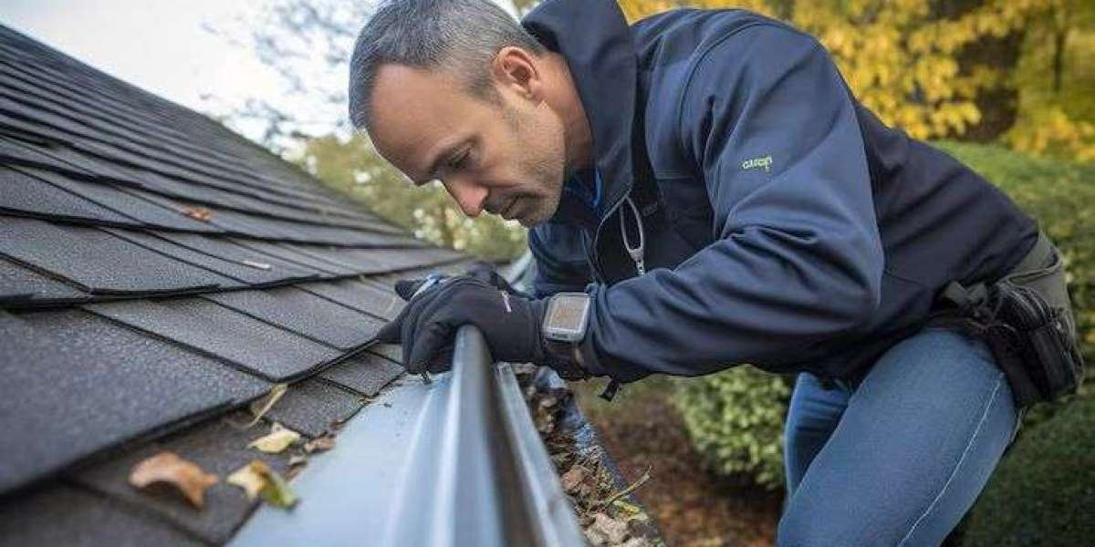 Effective Gutter Cleaning Services in Northampton