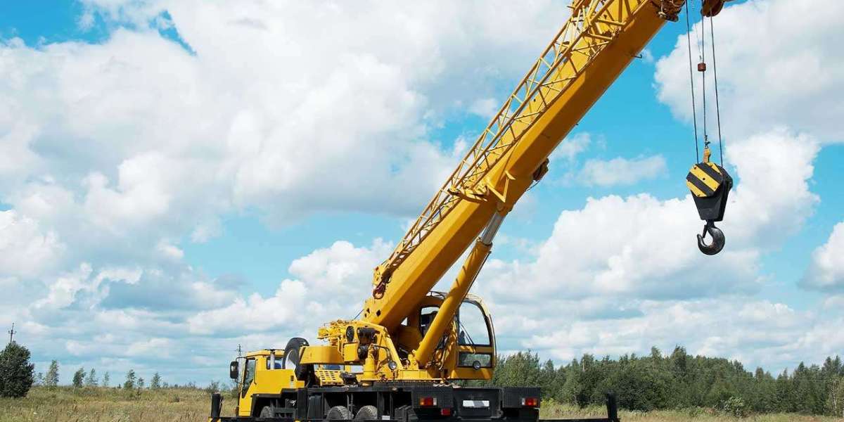 How Crane Hire in Basingstoke Can Save You Time and Money