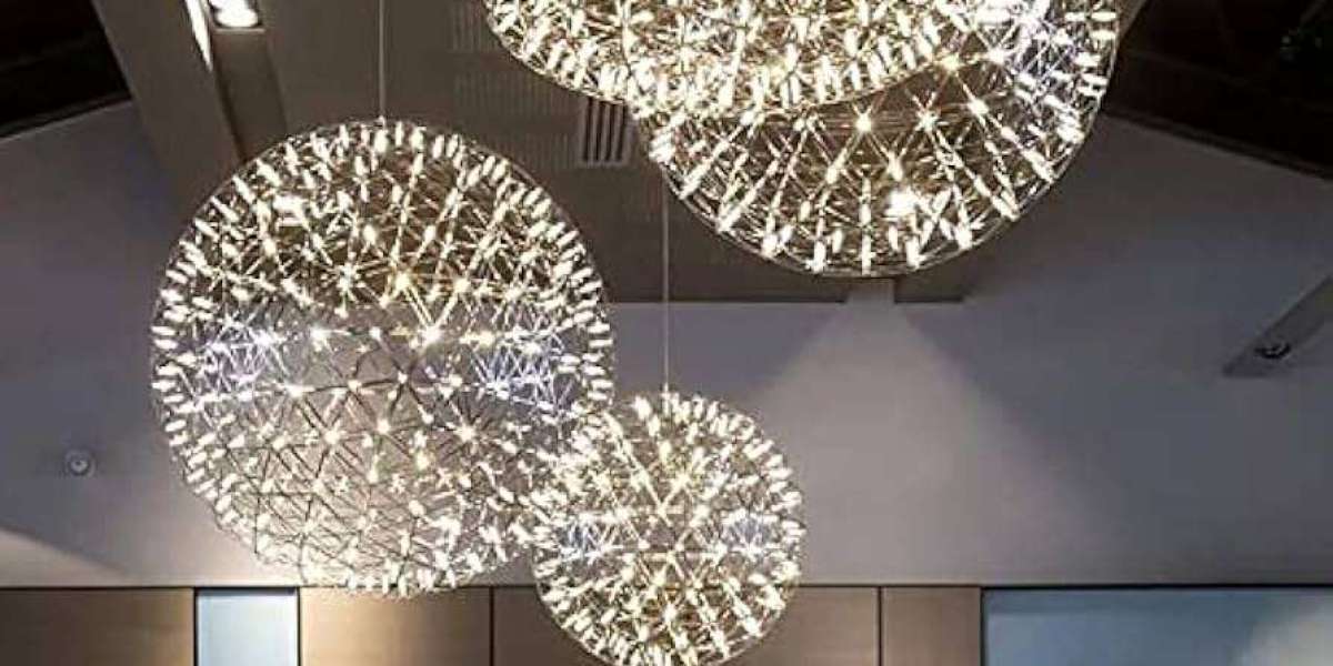 The Bold Impact of Large Statement Ceiling Lights