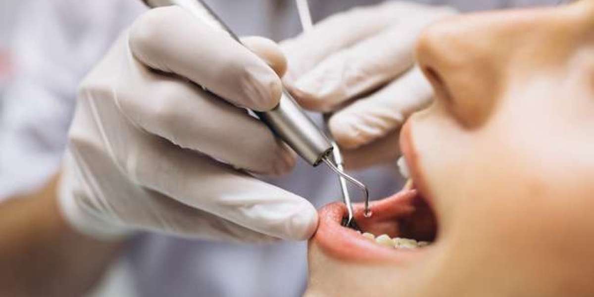 Dentists in Queens Specializing in Cosmetic and Restorative Dentistry