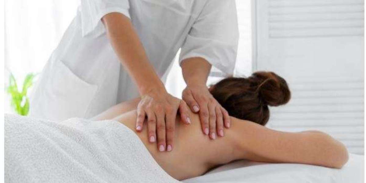 Double the Relaxation with a Four Hands Massage in London: A Unique Sensory Experience