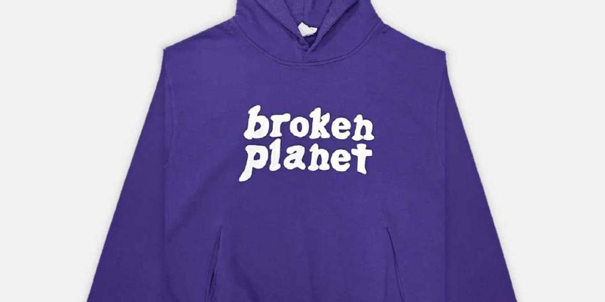 Why the Broken Planet Hoodie is Capturing the Attention of Streetwear Enthusiasts