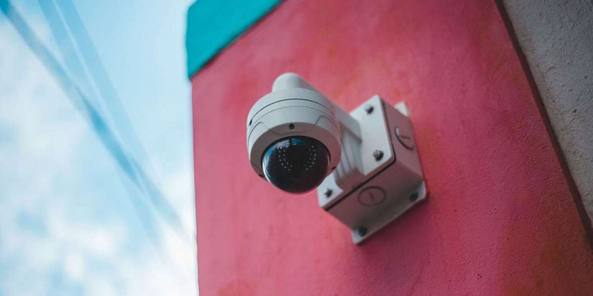 Can You Stop Security Cameras with a Signal Jammer?