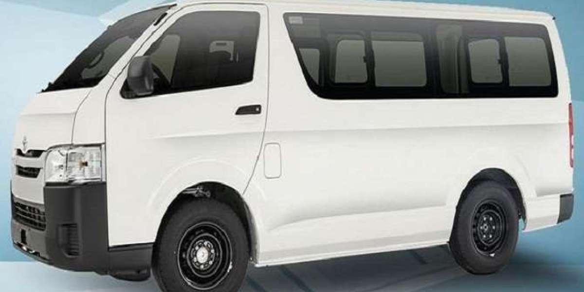 Luxury Airport Shuttle Rockingham: Travel in Comfort