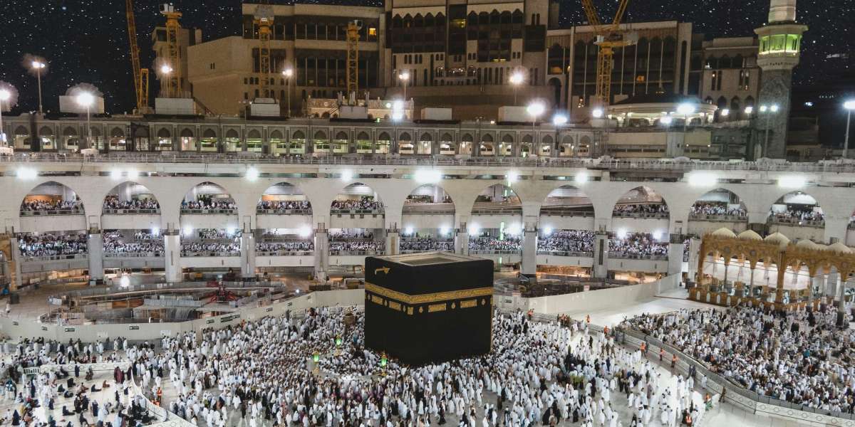 How to Apply for an Umrah Visa from the UK?