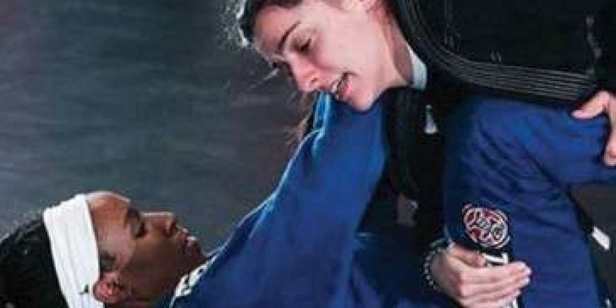 Master Self-Defense Training for Confidence & Safety