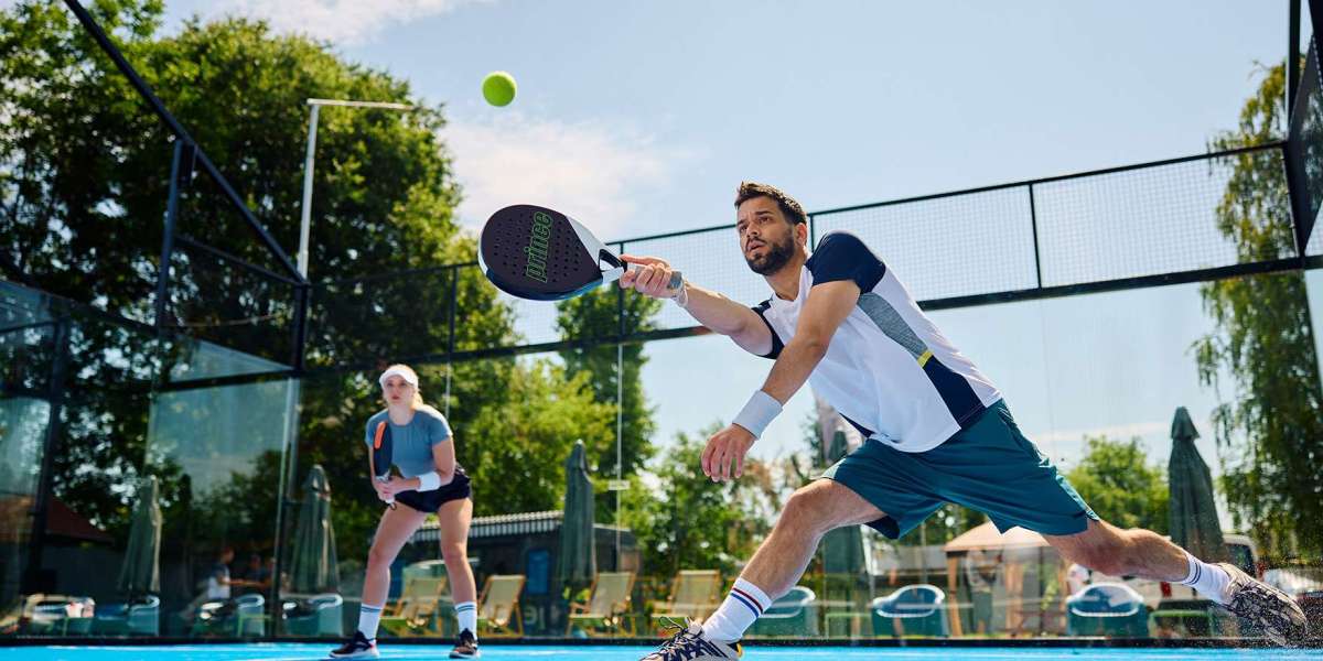 Prepare to Win: The Gear Every Paddle Tennis Player Needs